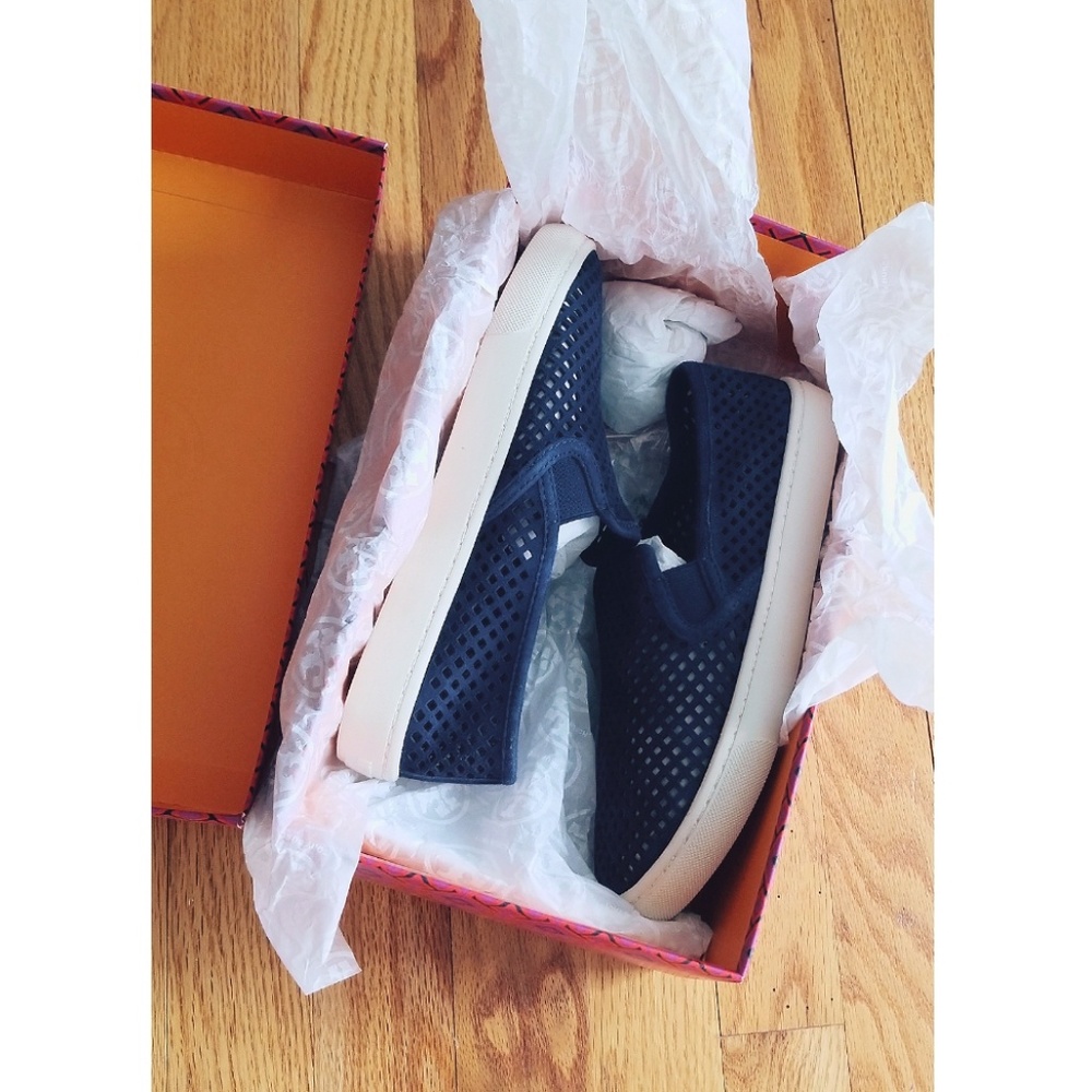 Perforated Slip on sneaker